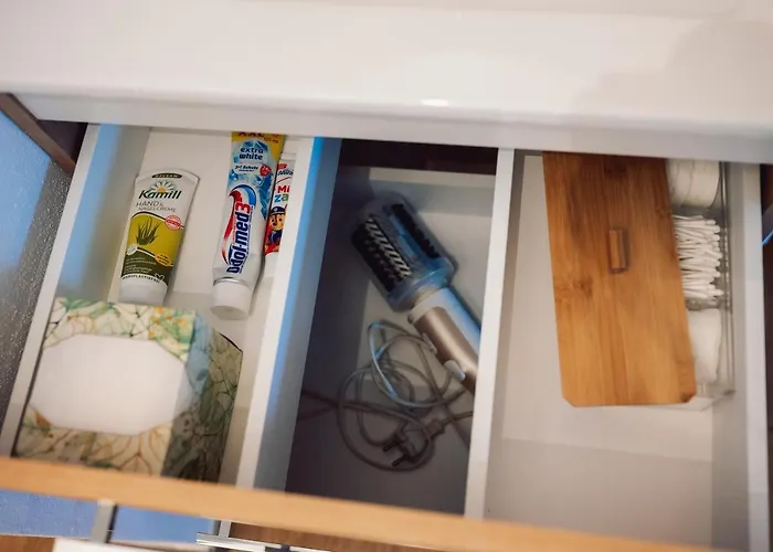 13 Mit Netflix דירה *